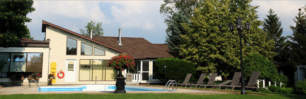 Hessenland Inn & Schatz Winery Zurich Extérieur photo